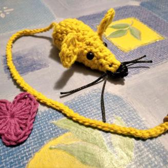 crocheted mouse and heart